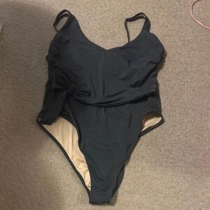 Shade & Shore Black One Piece Swimsuit
